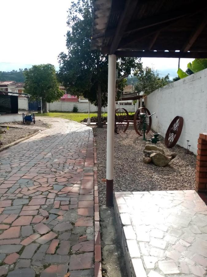 Hotel La Casona Chinacota Bagian luar foto
