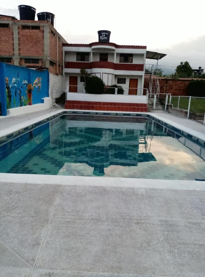 Hotel La Casona Chinacota Bagian luar foto