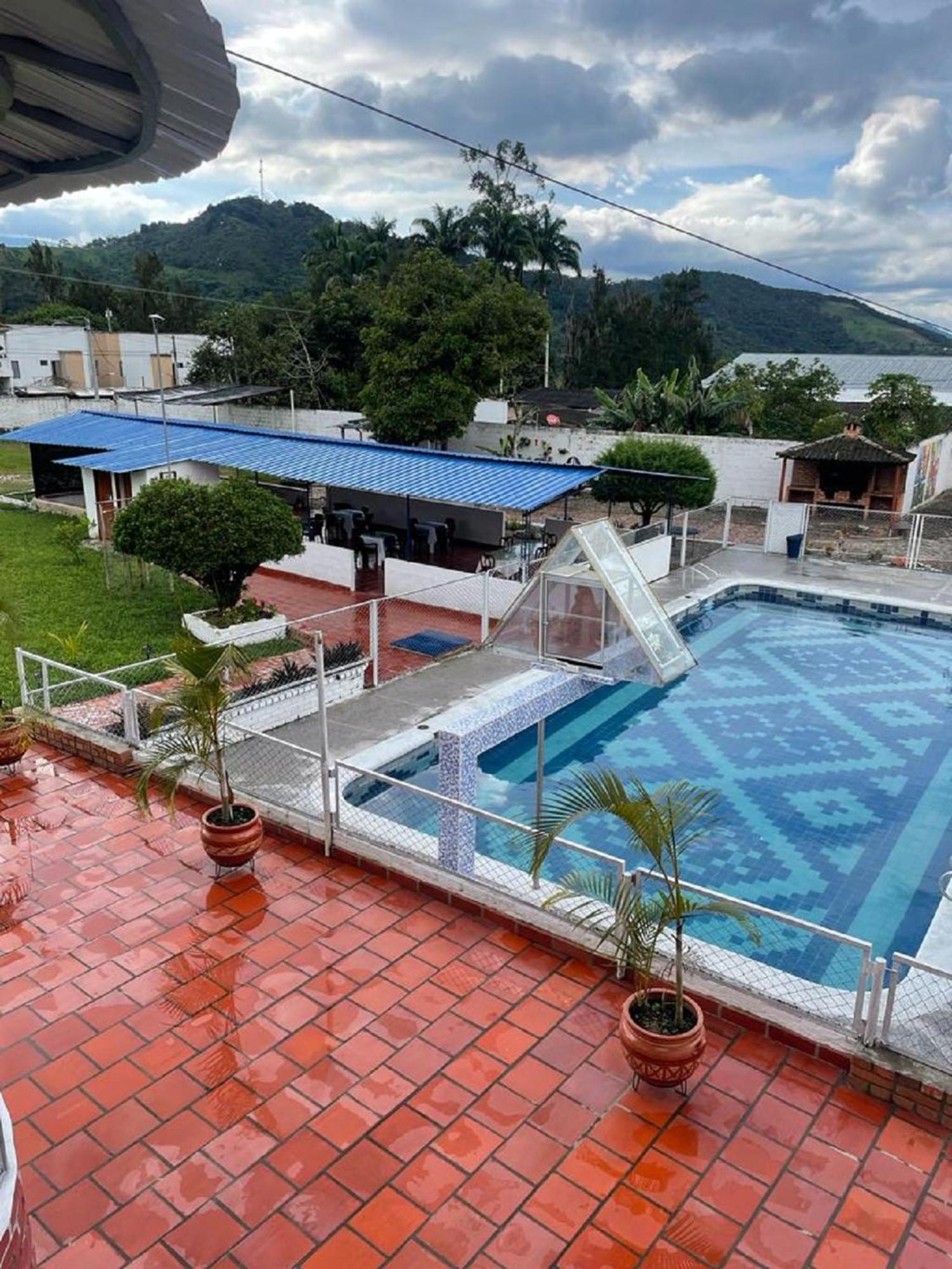 Hotel La Casona Chinacota Bagian luar foto